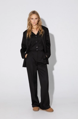 Костюм-тройка PiRS 4806 черный 