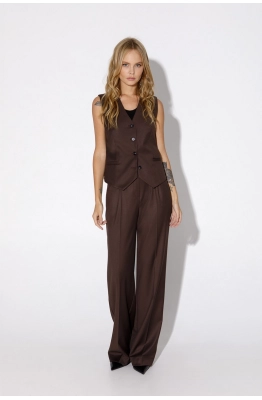 Костюм-тройкаPiRS 4823 шоколадный  Костюм-тройкаPiRS 4823 шоколадный