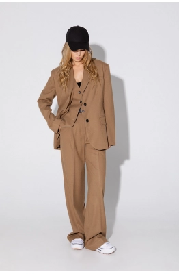 Костюм-тройка PiRS 5000 бежевый  Костюм-тройка PiRS 5000 бежевый