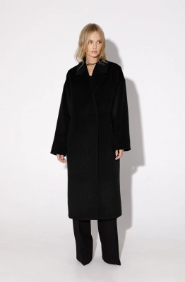 Пальто PiRS 4847 черный  Пальто PiRS 4847 черный