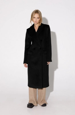 Пальто PiRS 5059 черный  Пальто PiRS 5059 черный