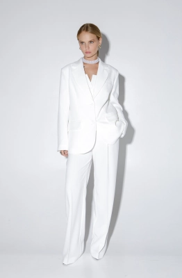 Костюм-тройка PiRS 5026 молочный 