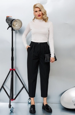 Брюки КО-КО 214260.3 черные в полоску Брюки КО-КО 214260.3 черные в полоску