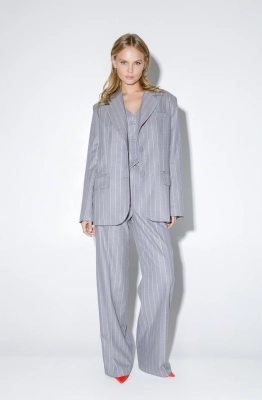 Костюм-тройка PiRS 5042 светло-серый  