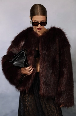 Шуба Niv Niv 6070в  Шуба Niv Niv 6070в