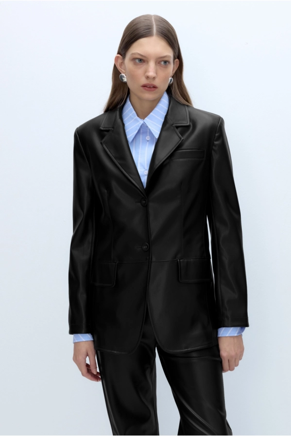 Костюм-двойка PiRS 5639 черный Костюм-двойка PiRS 5639 черный