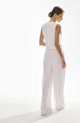 Жилет DAVA 3230 белый Жилет DAVA 3230 белый