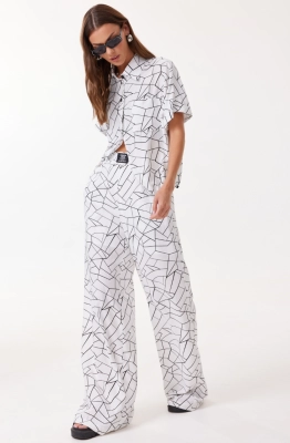 Костюм Lyushe 4127 белый 