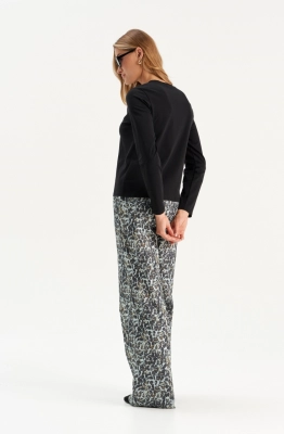 Джемпер RomGil РП0086-ХЛ5 черный  Джемпер RomGil РП0086-ХЛ5 черный