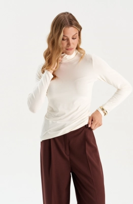 Джемпер RomGil РП0090-ВИ5 молочный 