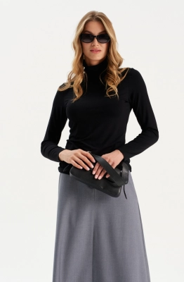 Джемпер RomGil РП0090-ВИ5 черный 