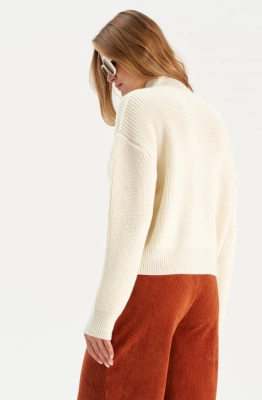 Джемпер RomGil РВ0295-ШЕ5 молочный  Джемпер RomGil РВ0295-ШЕ5 молочный