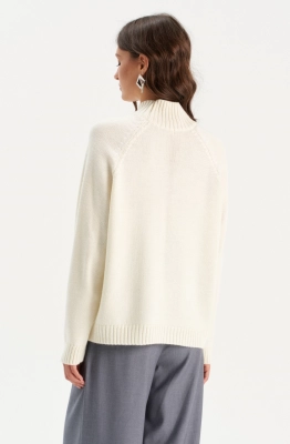 Джемпер RomGil РВ0304-ШЕ5 молочный  Джемпер RomGil РВ0304-ШЕ5 молочный