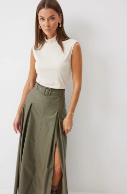 Джемпер Lyushe 4180 молоко  Джемпер Lyushe 4180 молоко