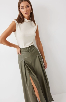 Джемпер Lyushe 4180 молоко  Джемпер Lyushe 4180 молоко