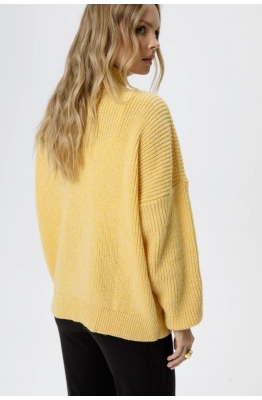 Джемпер PiRS 6270 желтый  Джемпер PiRS 6270 желтый