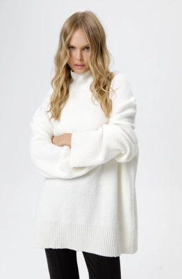 Джемпер PiRS 6285 молочный 