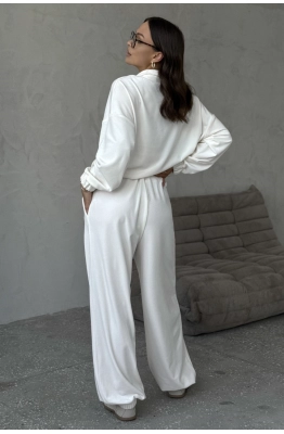 Костюм DAVA 2234 молочный Костюм DAVA 2234 молочный