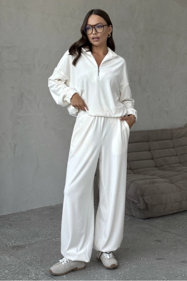 Костюм DAVA 2234 молочный Костюм DAVA 2234 молочный