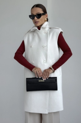 Жилет DAVA 7007 молочный 