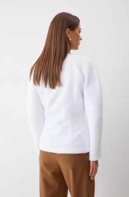 Джемпер Lyushe 4198 белый Джемпер Lyushe 4198 белый