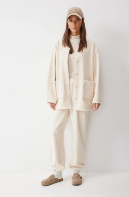 Костюм Lyushe 4202 молоко 