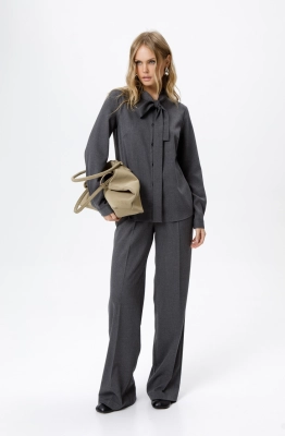 Брюки PiRS 6269 графит узкая полоска  Брюки PiRS 6269 графит узкая полоска