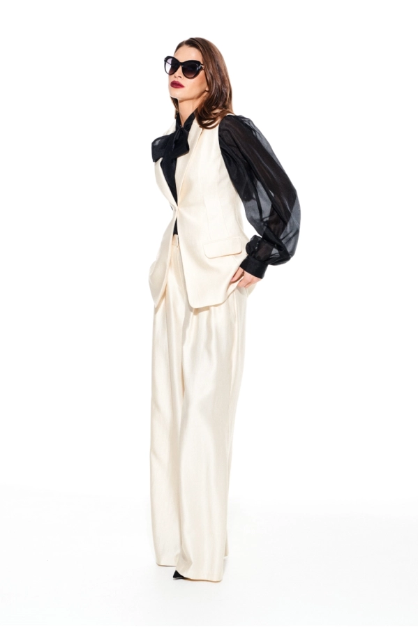 Жилет ELLETTO LIFE 3922 сливочный