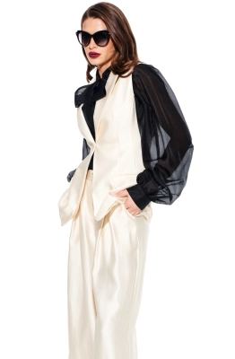 Жилет ELLETTO LIFE 3922 сливочный  Жилет ELLETTO LIFE 3922 сливочный