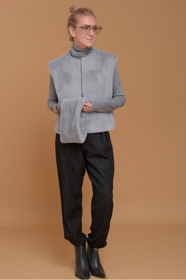 Жилет NUDE 0617