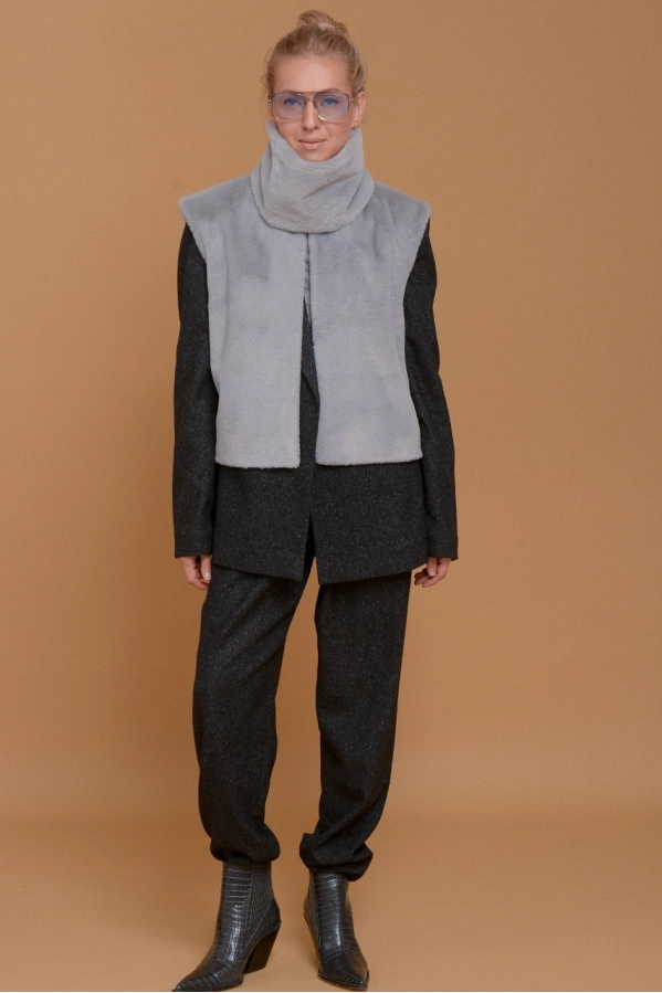 Жилет NUDE 0617