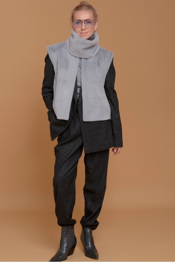 Жилет NUDE 0617