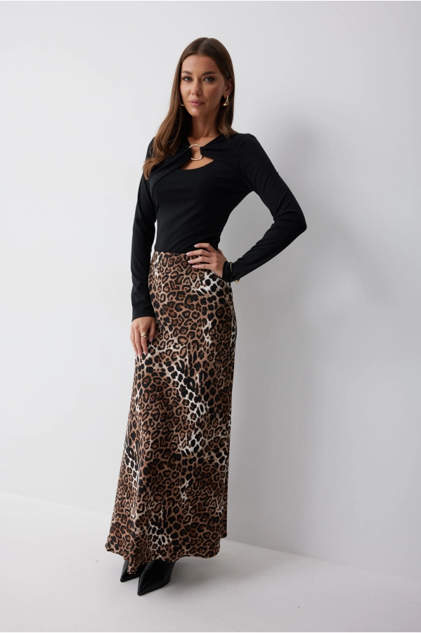 Джемпер Lyushe 4232 черный Джемпер Lyushe 4232 черный