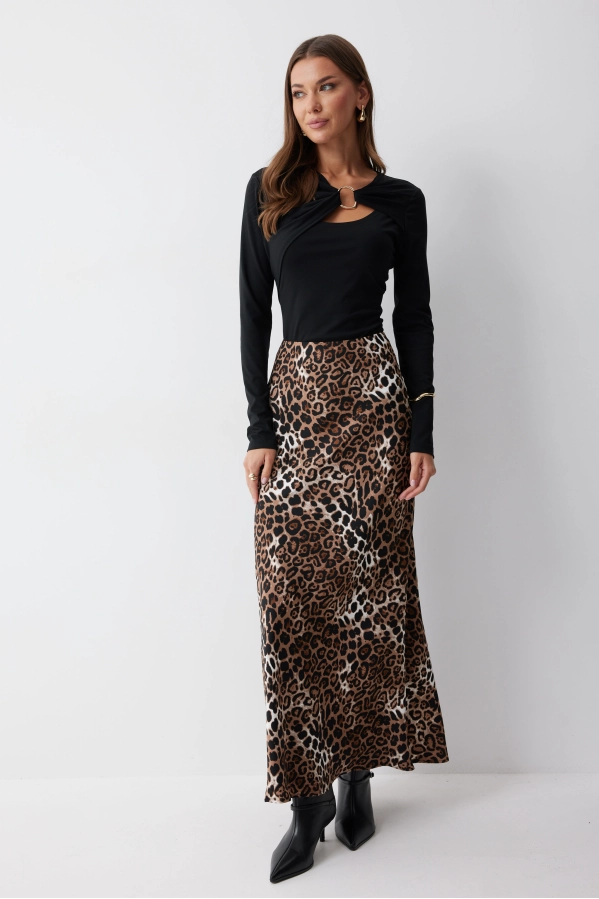 Джемпер Lyushe 4232 черный Джемпер Lyushe 4232 черный